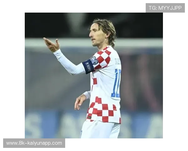 莫德里奇40岁高龄踢满11场，足坛常青树体能极限